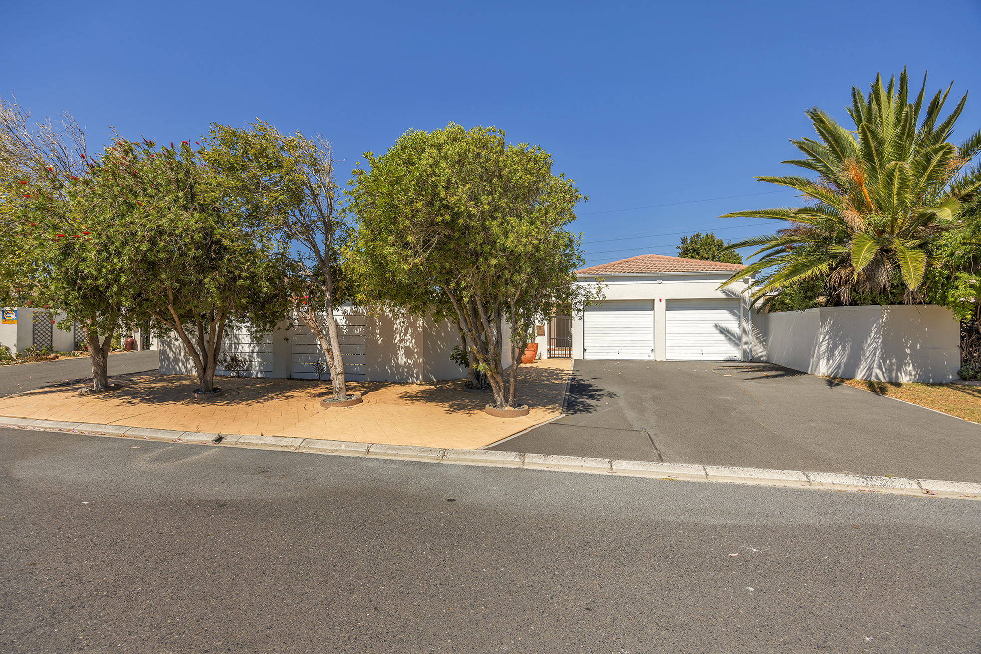 To Let 3 Bedroom Property for Rent in Sunningdale Western Cape